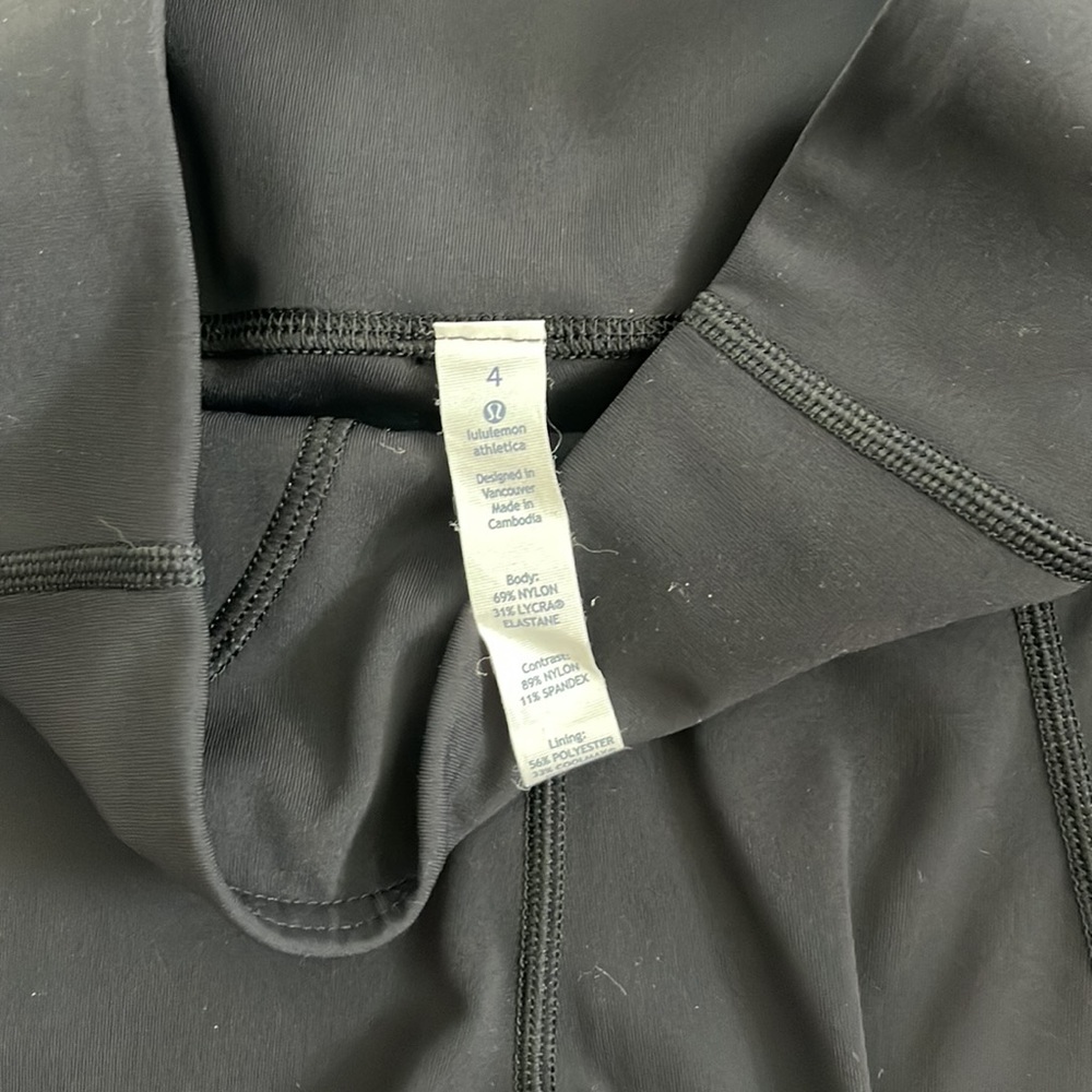 Lululemon women’s crop leggings - Picture 2 of 10